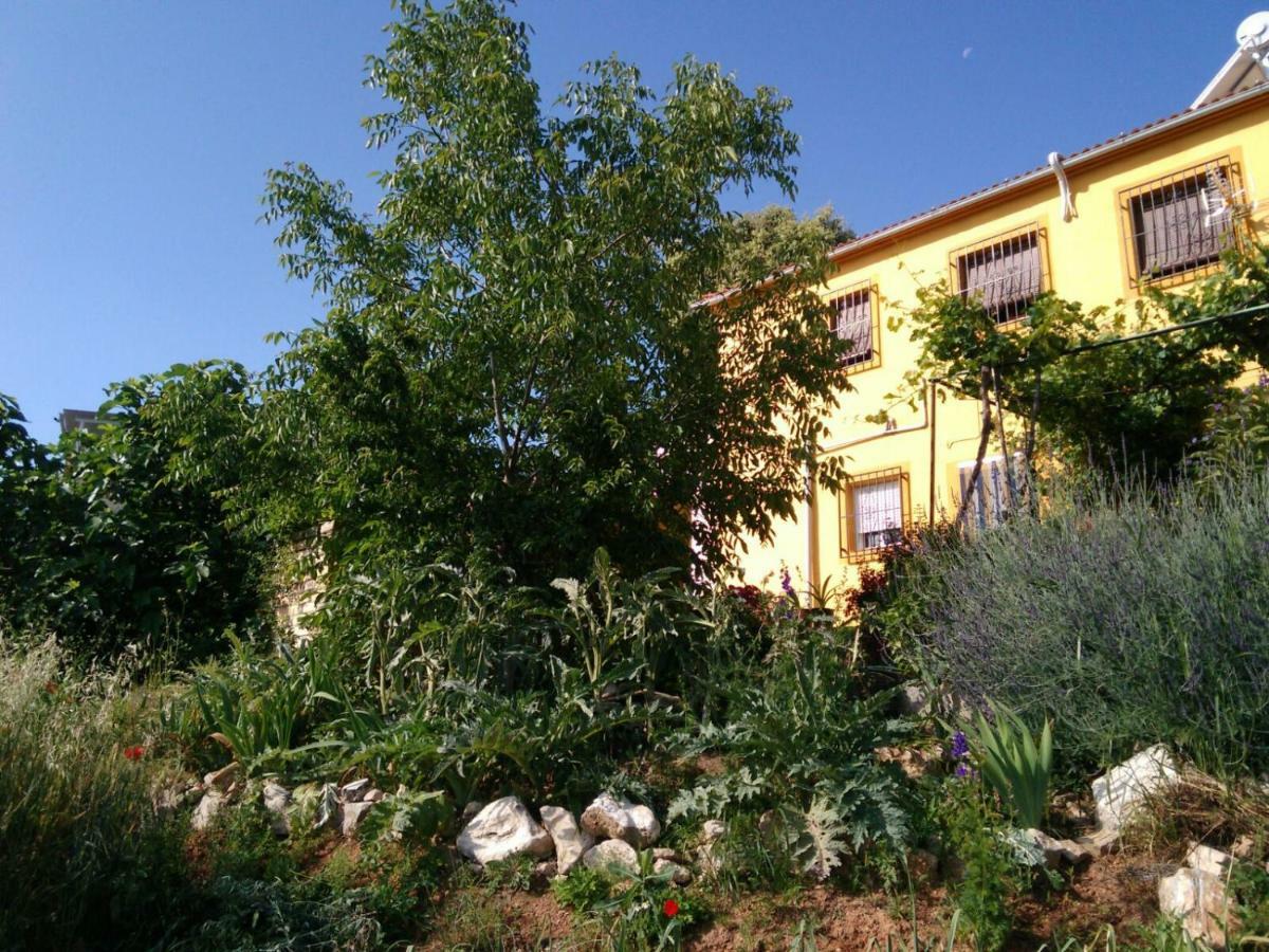 הוילה Iznájar Cortijo De La Cruz מראה חיצוני תמונה